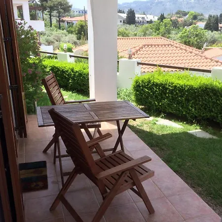 Pool Village View Διαμέρισμα *